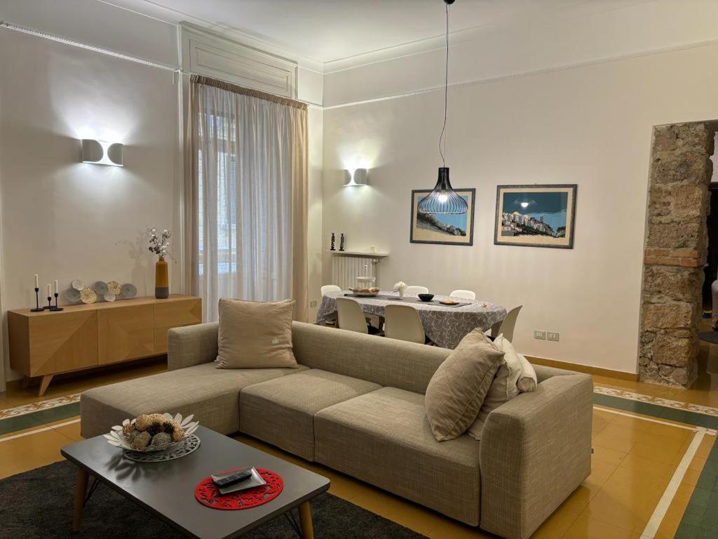 Luxury Manfredi Apartment Salerno Exteriér fotografie