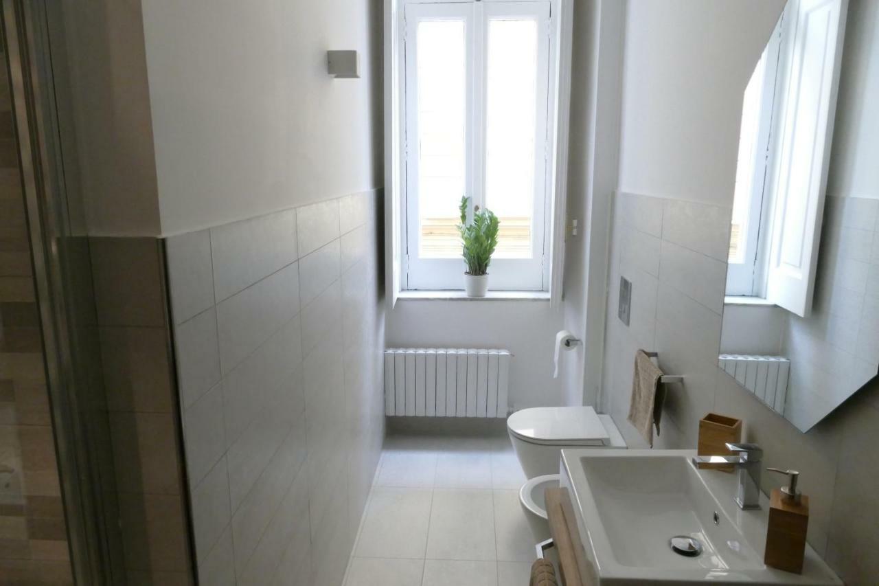 Luxury Manfredi Apartment Salerno Exteriér fotografie